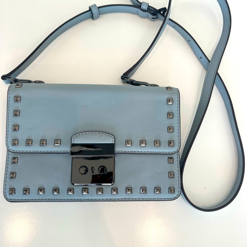 Michael Kors Sloan stud hand bag